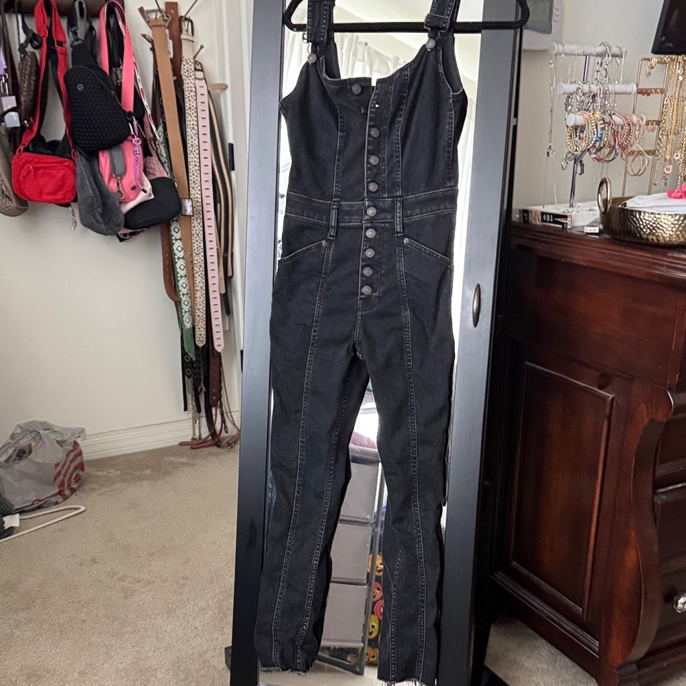 Abercrombie & Fitch Black Denim Button-Up Overalls- size O/25